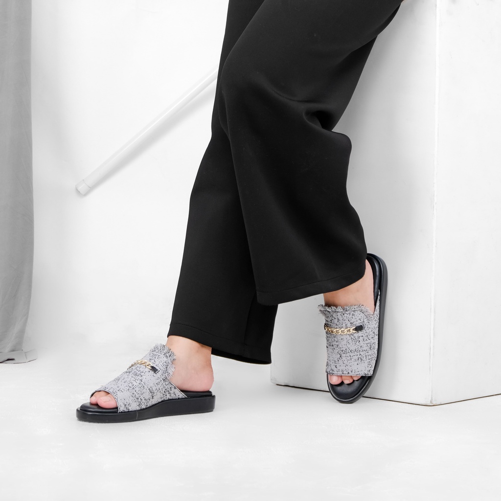 Rafaizoutfit - Sepatu Sandal Kasual Wanita Venya Series