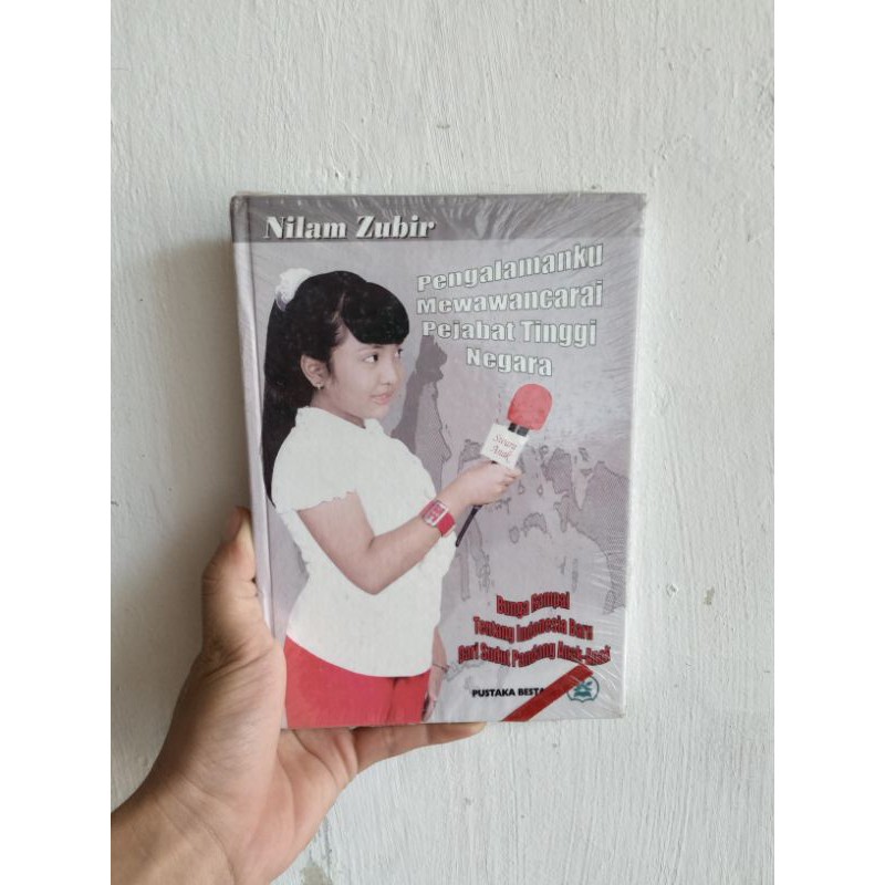 PENGALAMANKU MEWAWANCARAI PEJABAT TINGGI NEGARA - NILAM ZUBIR
