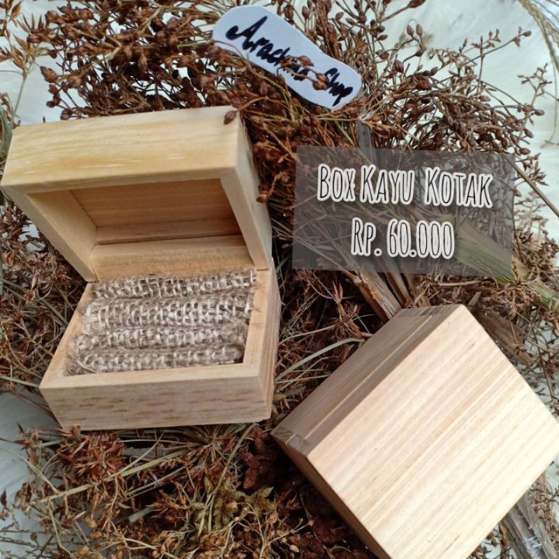 BOX cincin kayu bulat / kotak / segi