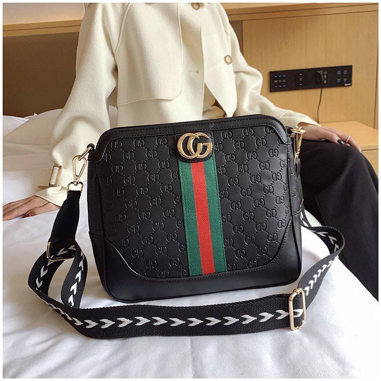 TAS GUCCI  TAS SELEMPANG  SHOULDER BAG  TAS PESTA  TAS MEWAH  TAS SIMPLE HOT ITEM  BEST SELLER GL522