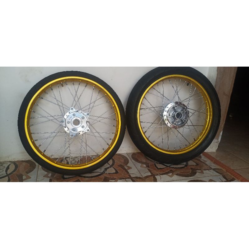 velg mx king lengkap dengan ban