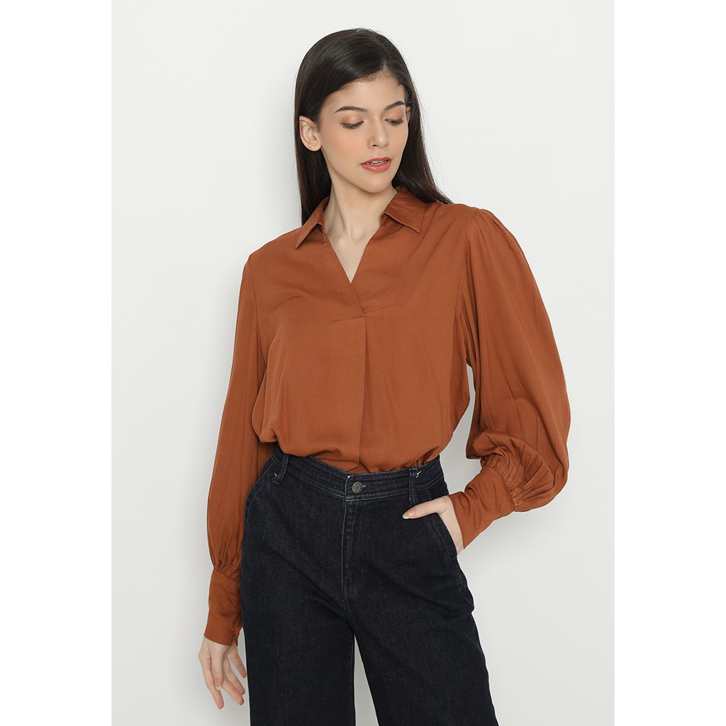 Mannequin Puffed Rayon Blouse