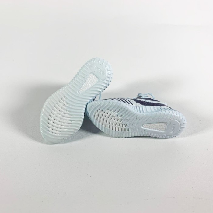 YEEZY 350 350V2 BLUE TINT 3D SNEAKERS KEYCHAIN MINIATUR