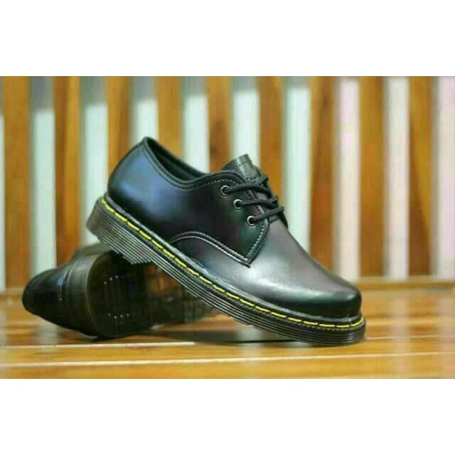 Sepatu Boots Pria Docmart Original Dokmar dm Hitam Fashion Pria Wanita