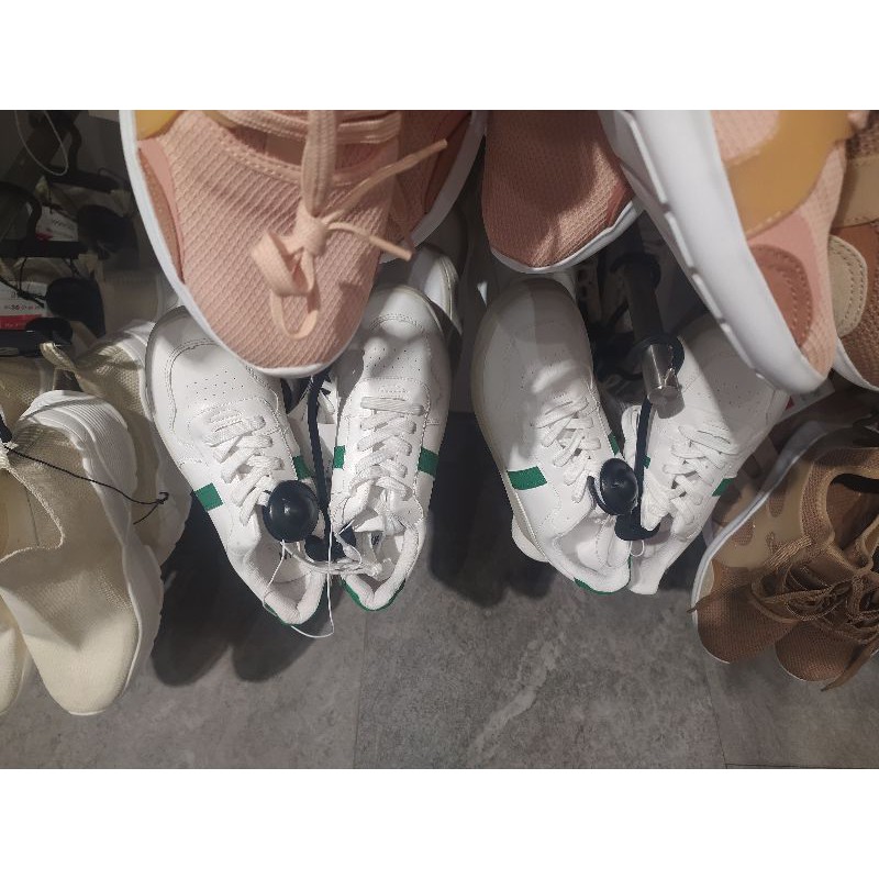 SEPATU H&M ORIGINAL HnM Sneakers