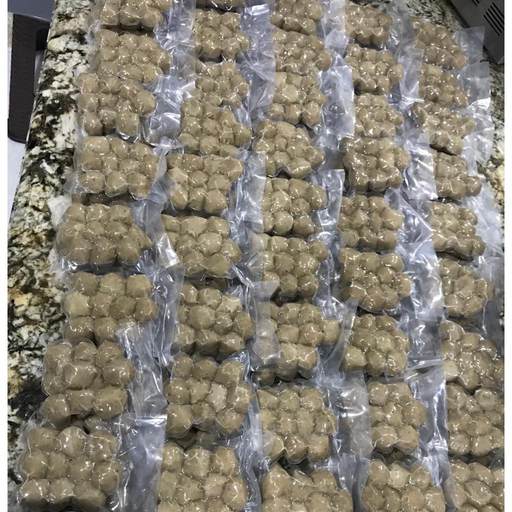 

BAKSO FROZEN ISI 10 PCS
