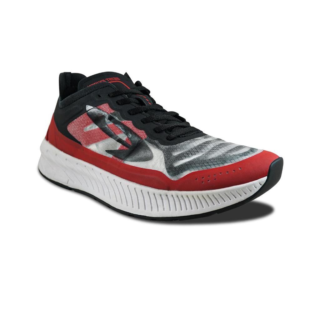 Sepatu Running - 910 Nineten - Geist Ekiden Elite  Hitam/Merah/Putih