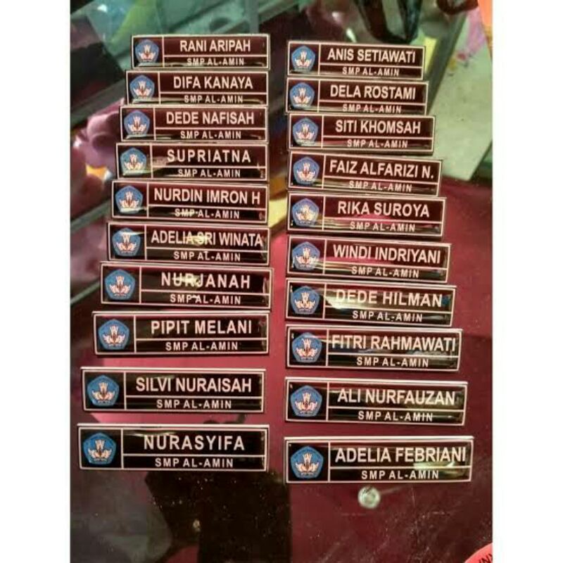 

Papan nama sekolah peniti ( bisa request )