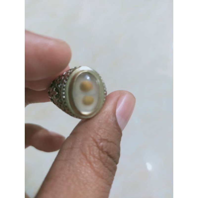 Mustika dalam batu temuan