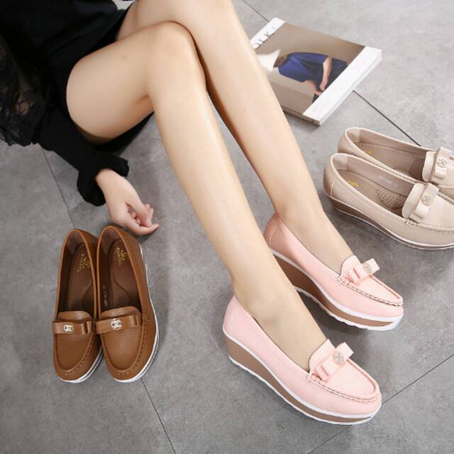 Sepatu chanel petite highsole (A25)