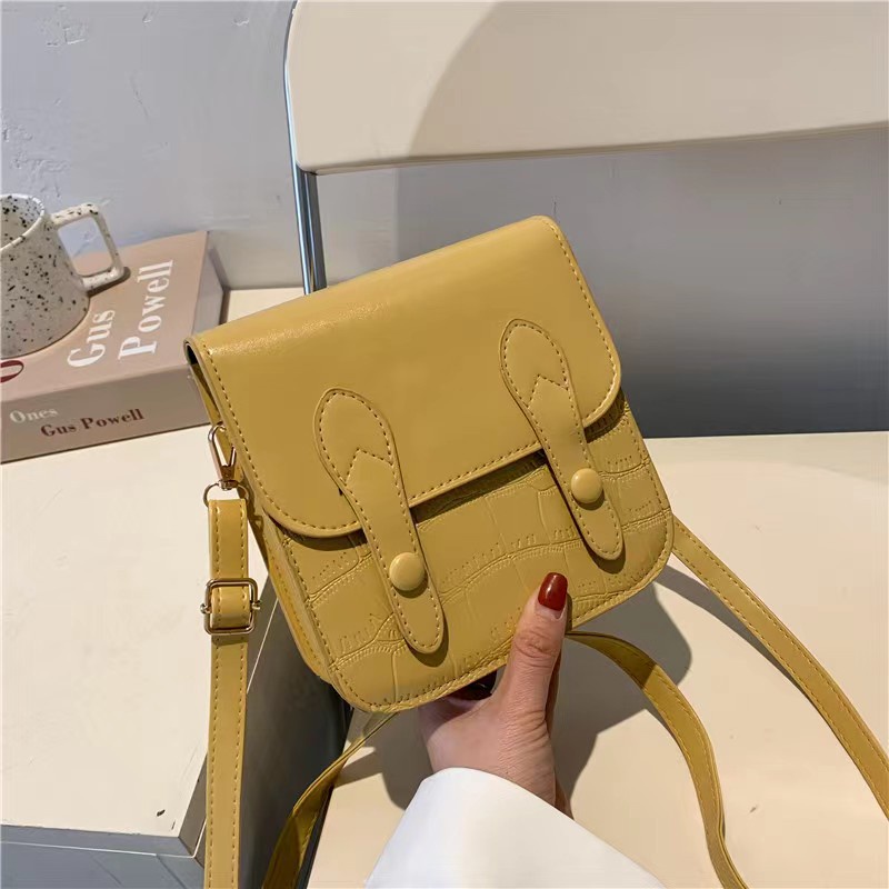 Tas Wanita Casual Trendy Model Kotak Fashion Korea Bahan PU / Tas Selempang Wanita Import