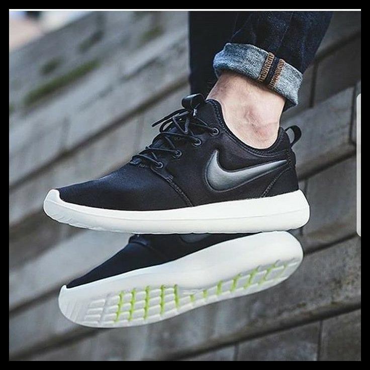 buy roshe run