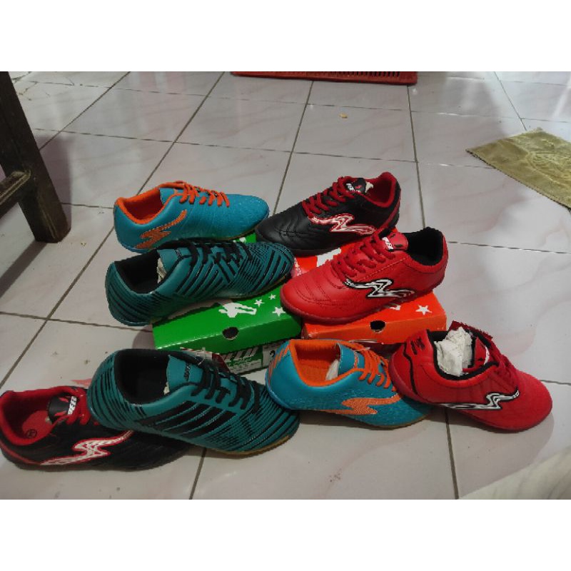 SEPATU FUTSAL ANAK SPEED