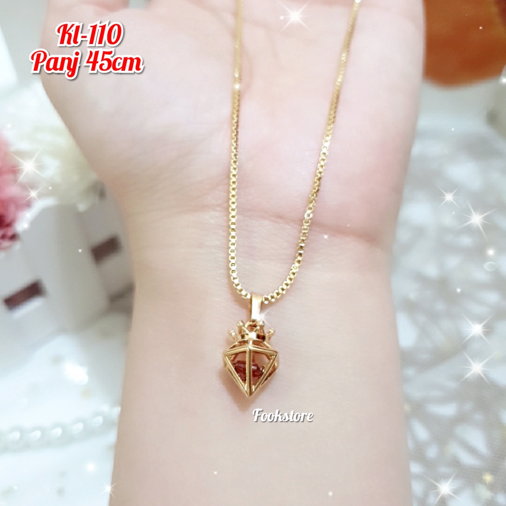 Perhiasan wanita / Kalung liontin OVAL permata korea