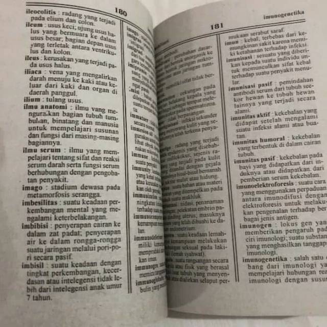 Kamus Lengkap Biologi