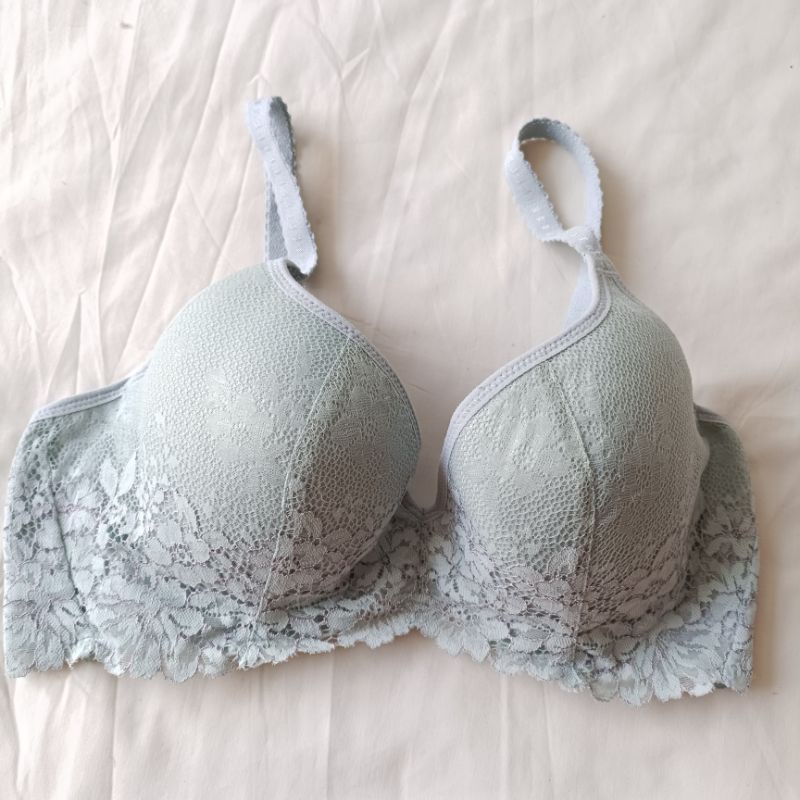 preloved bra branded lecien size 34 D/preloved bra branded cup besar/ bra cup jumbo