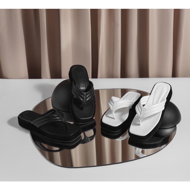 Danielle sandals