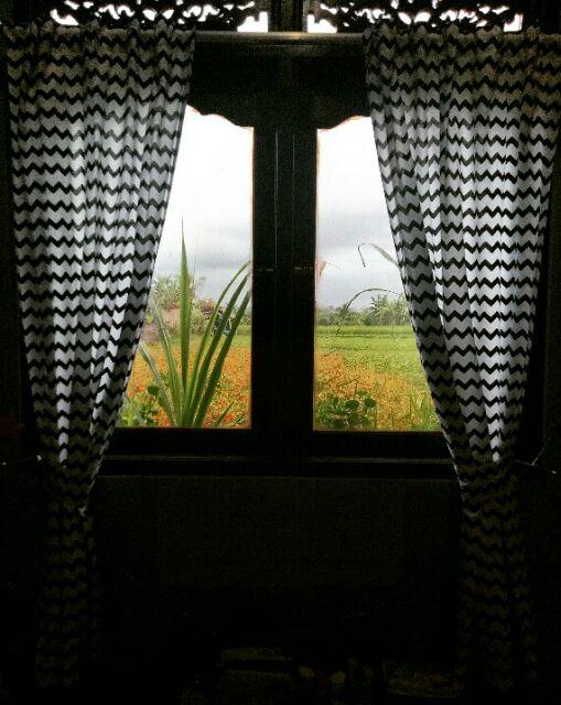 Gorden Katun Monochrome