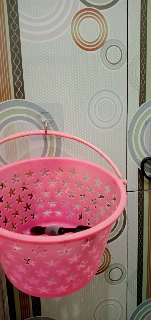 Gantungan Kuat/ Gantungan Serbaguna/ Gantungan Alat Dapur / Gantungan Pakaian /gantungan Transparan