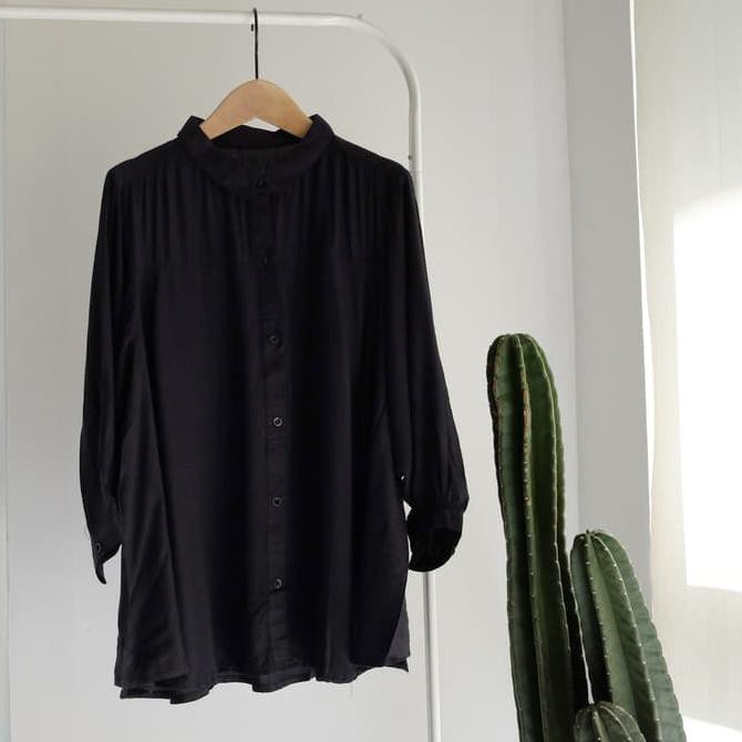 EDISI TERBARU KEMEJA SIDNEY - HITAM CEPETAN..