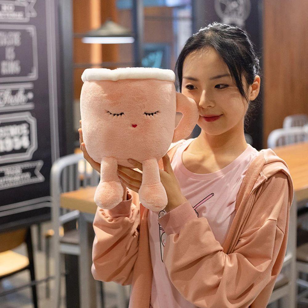 Lanfy Cangkir Kopi Mainan Mewah Dekorasi Rumah Kawaii Plushie Boneka Kartun Boneka Cangkir Kopi Berbentuk Cangkir Kopi Boneka Mainan Jepang Matcha
