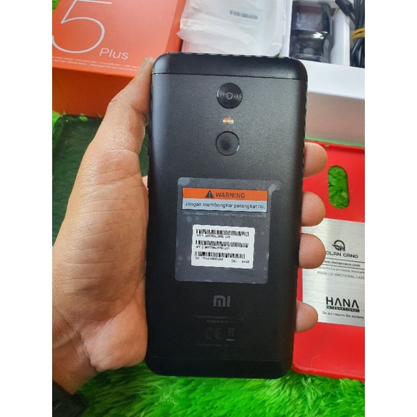 HANDPHONE HP SECOND BEKAS REDMI 5 PLUS 4/64 FULLSET ORI MULUSS 98%