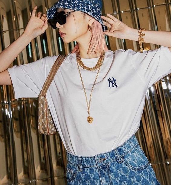 Harga Bersahabat MLB Yankess Monogram Tshirt - Kaos MLB