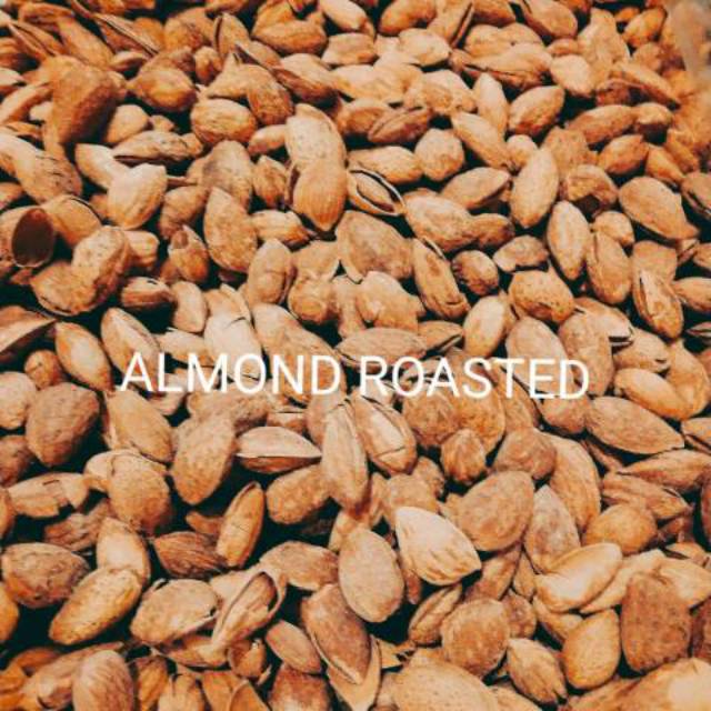 

Kacang almond 500gr -snack bergizi-bebagai manfaat-mengandung banyak mineral-enak-murah