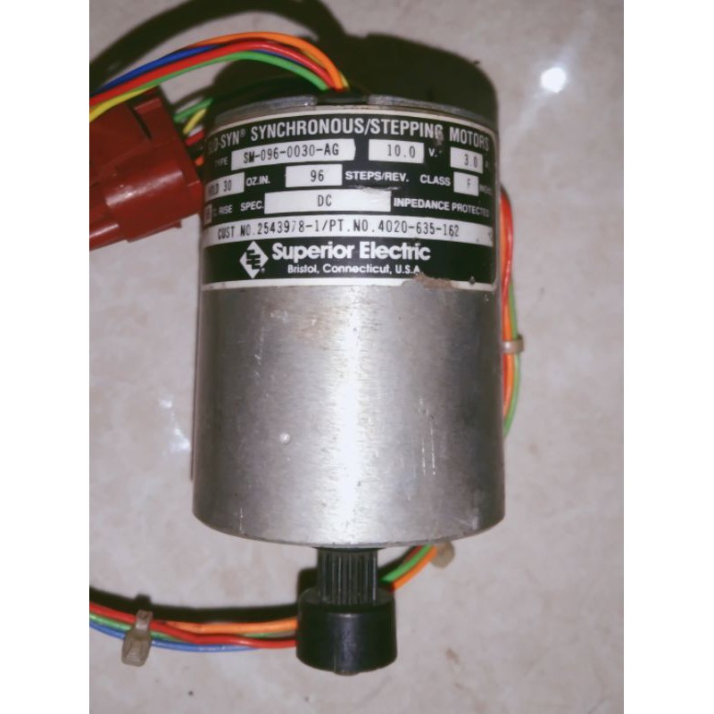 SYNCRONOUS - STEPPING MOTOR DC10,0V - 3.0A