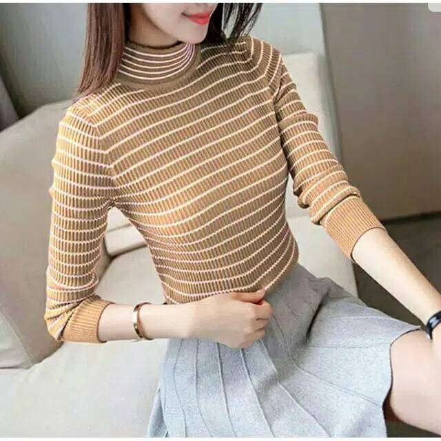 Basic Stripe Turtleneck Rajut Wanita