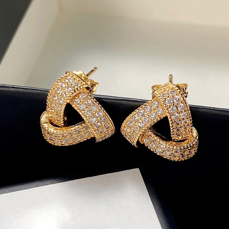 Anting Stud Bentuk Segitiga Aksen Batu Kubik Zirkonia Serbaguna Untuk Wanita