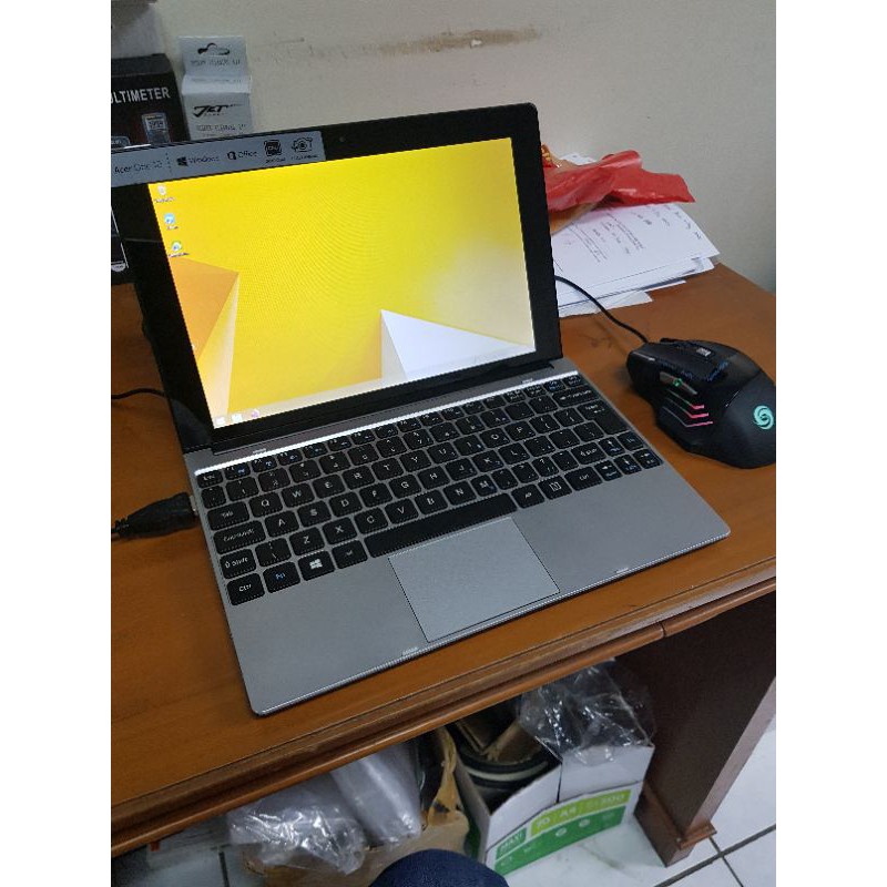 Acer One 10 S100x S1001 Netbook 2 in 1