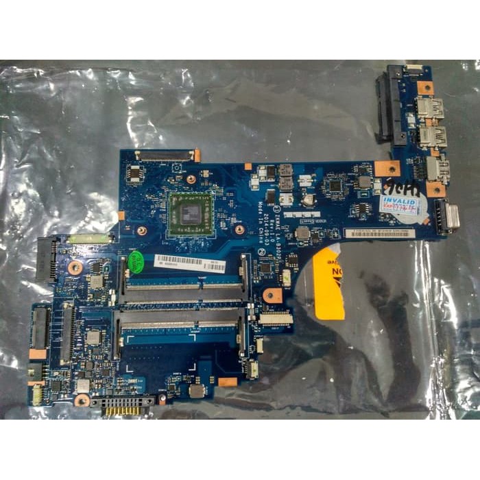 Motherboard Toshiba Satellite C55D-B C55D ZKWAE LA-B302P REV 1.0