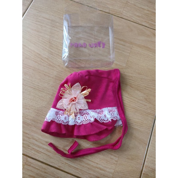 Topi bayi perempuan renda berpita