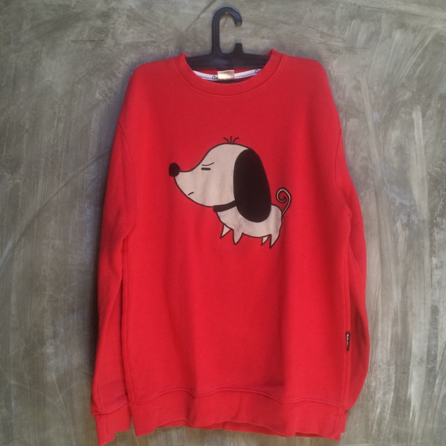 Crewneck alvinclo sweater branded original bekas preloved