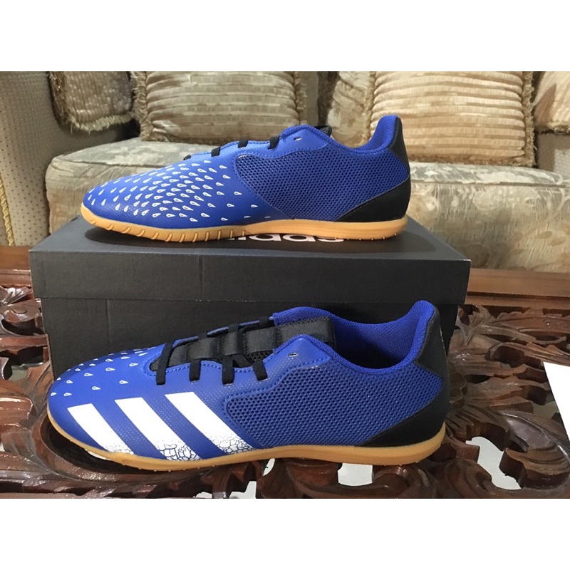 Sepatu Futsal Adidas Predator Freak .4 IN Sala