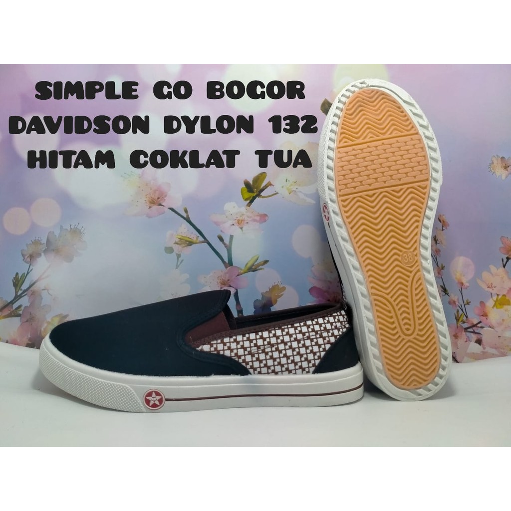 SEPATU PRIA SLIP ON DYLON UK.38-42