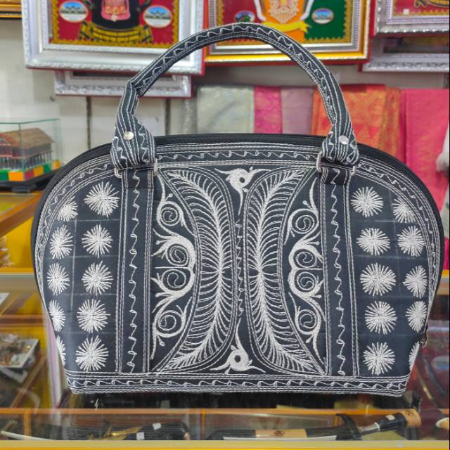 Tas keong jumbo khas Aceh / Tas keong sumbu bordiran motif khas Aceh
