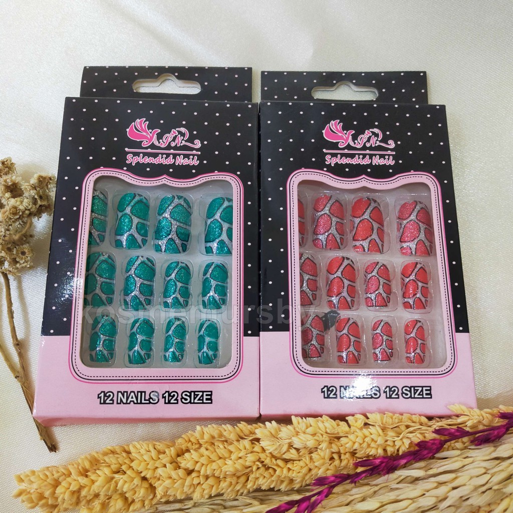 fake nails motif macan + glitter splendid nail