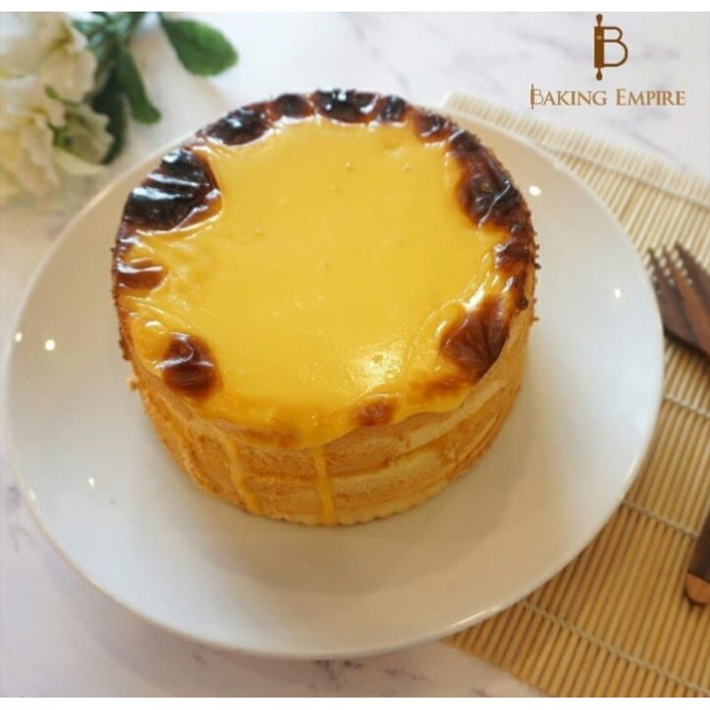 

VOLCANO CHEESE & COTTON CHEESE CAKE (BAKING EMPIRE)