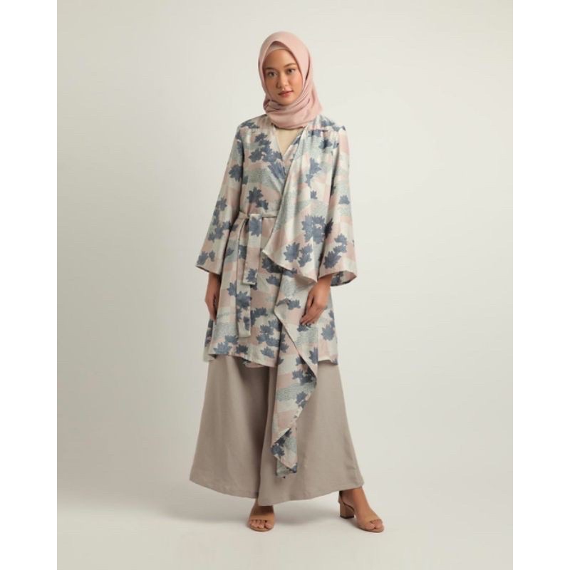 kamiidea outer preloved