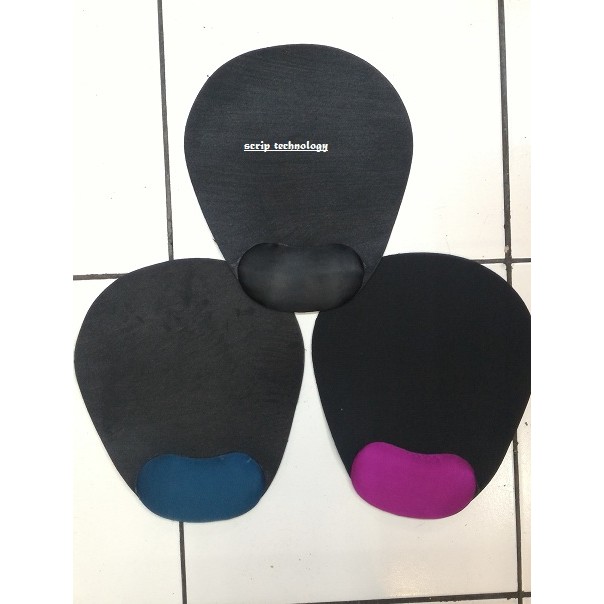 mousepad bantal