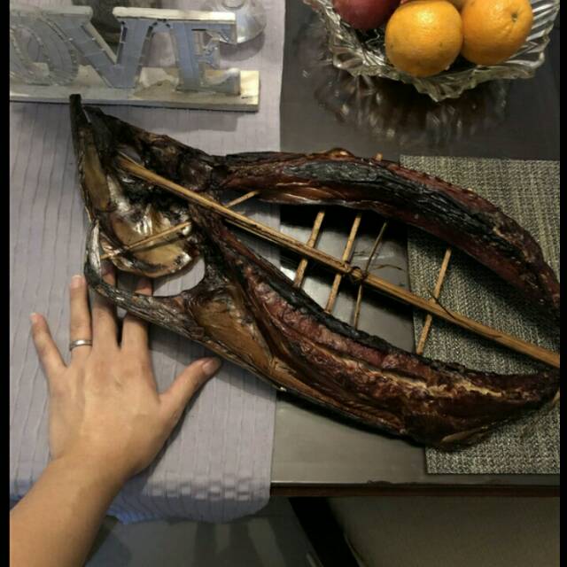 

Ikan cakalang fufu nyaku berat bervariasi