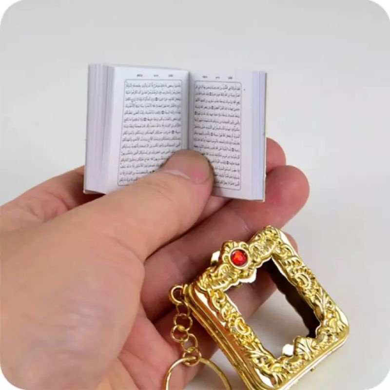 Gantungan Kunci Al-Qur'an Kecil - Ganci Alquran Mini Souvenir Unik Pernikahan Umroh Pengajian-1