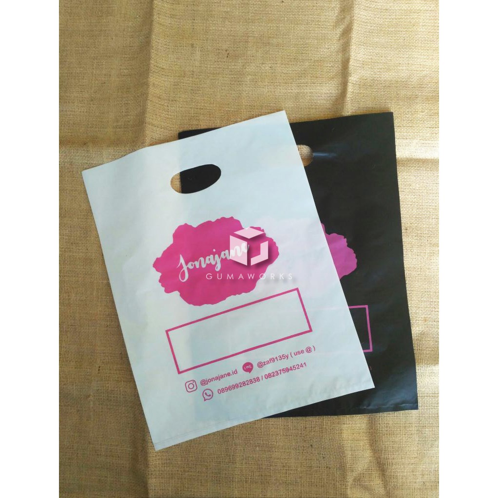 

PACKAGING HD PLONG UKURAN 30x40 CM DENGAN SABLON