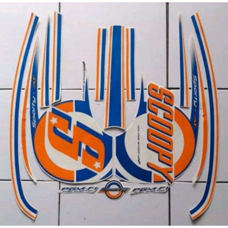striping stiker lis body scoopy sporty tahun 2015