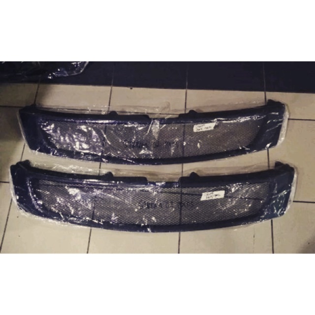 Grill Honda Stream 2000-2003