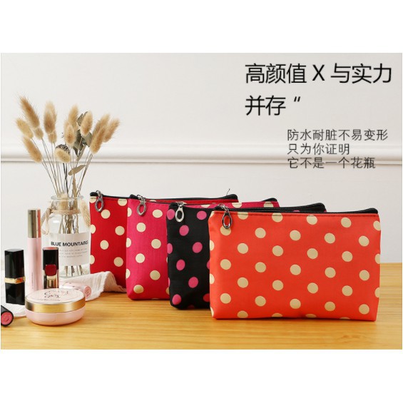 22 Tas Dompet Kosmetik Make Up / Tas Make Up / WaterProof