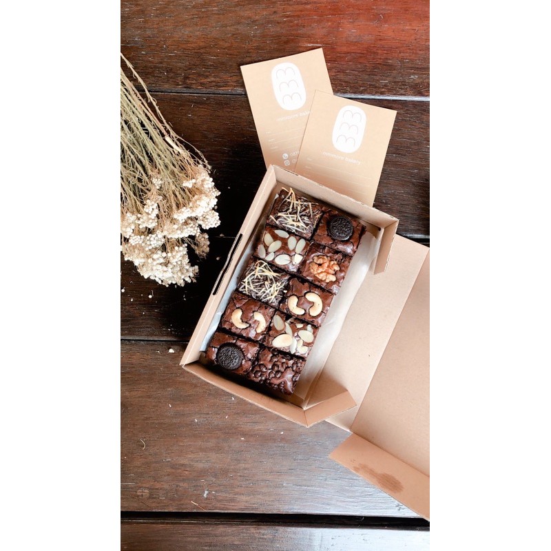 

Decadent Moist Chewy Dark Chocolate Brownies 20x10cm