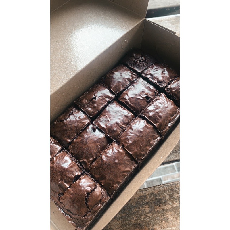 

Fudgy Brownies / Brownies fudgy / Brownies lumer/ brownies sekat /Brownies coklat / Brownies premium